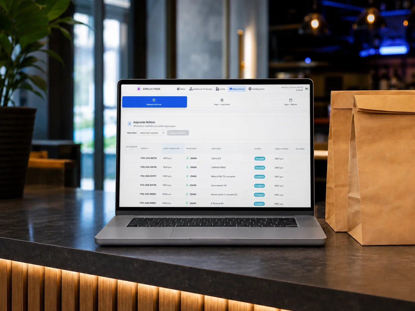 Módulo de repartidores de Almora POS: asignación de pedidos a domicilio y control de gastos, ideal para pizzerías con delivery